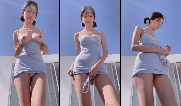 la jovencita enseña las tetas y se quita los calzones en plena transmision en vivo