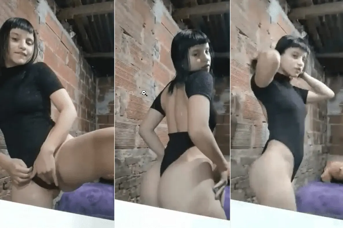 jovencita argenta de tremendas nalgas vuelve locos a sus compañeros cuando se desnuda