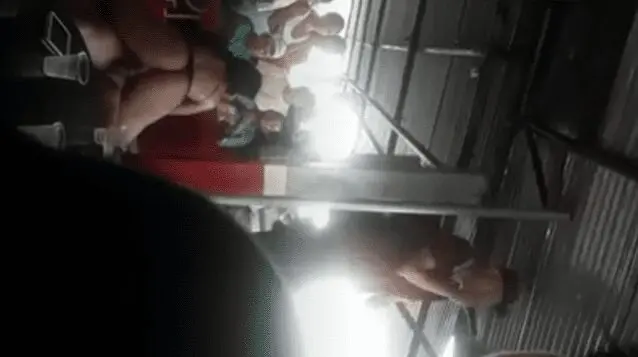 prostitutas se dejan penetrar en show en vivo frente a todos