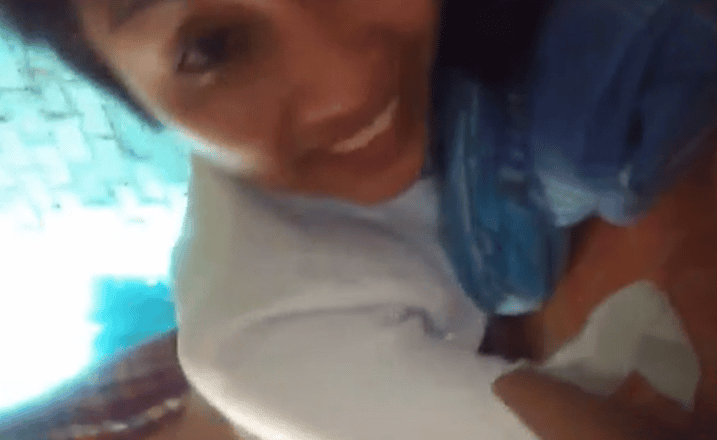 Chibola peruana graba cómo el novio se la está clavando en cuatro patas