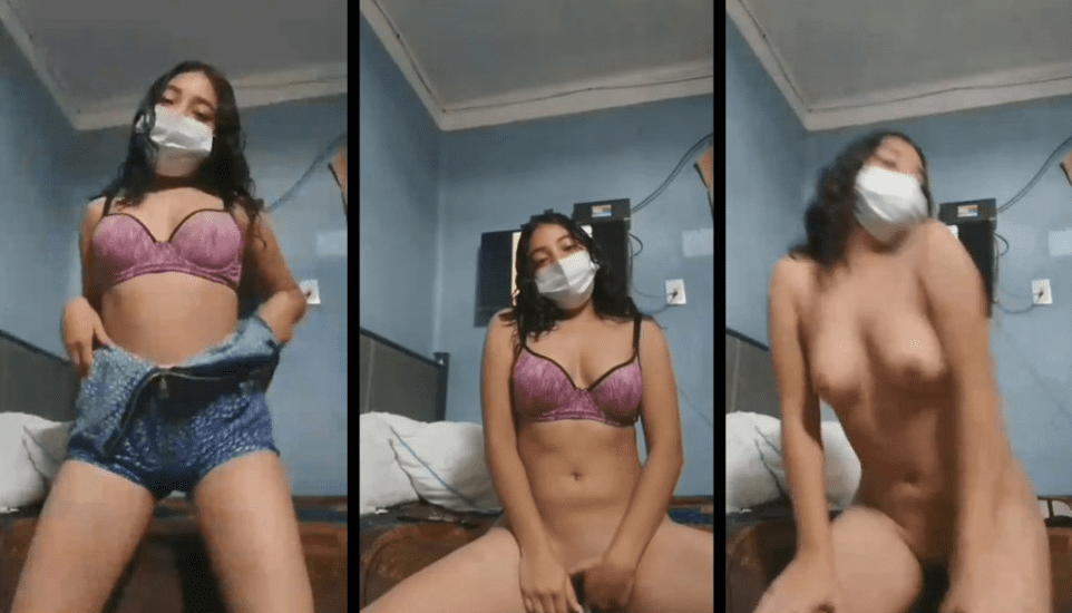 Morrita colegiala se excita bailando sensual