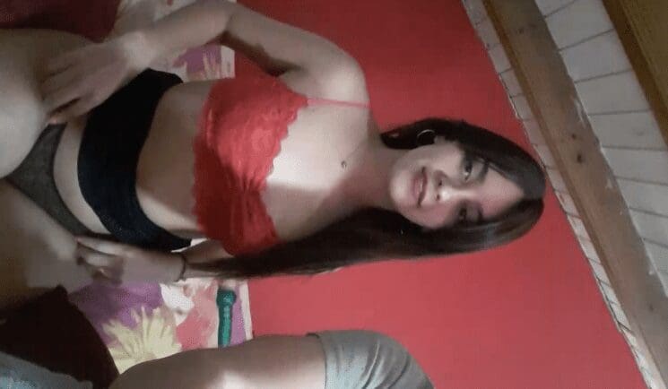 jovencita culona se graba cogiendo con el novio