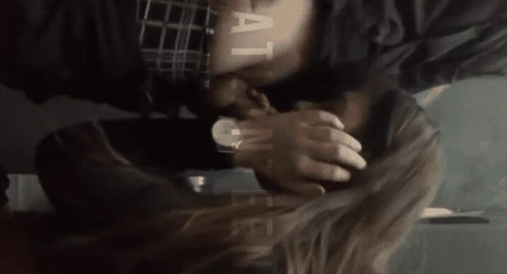 morrita colegiala le da pena que el novio la grabe mientras que esta chupando