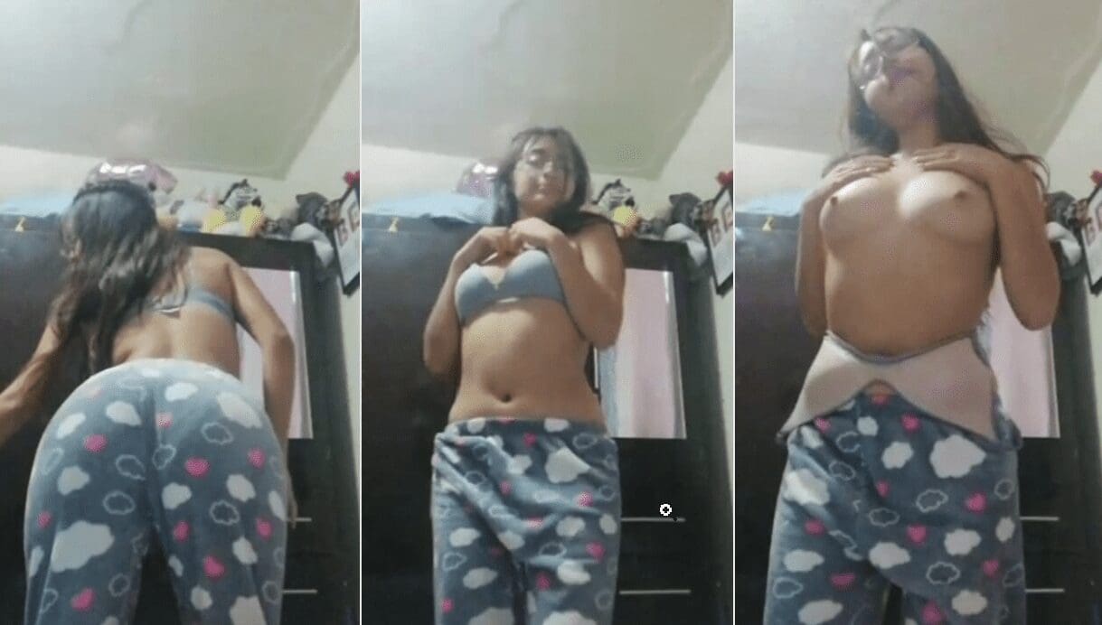 tienes que ver el rico culote que tiene esta colegiala mexicana cuando se quita toda la ropa