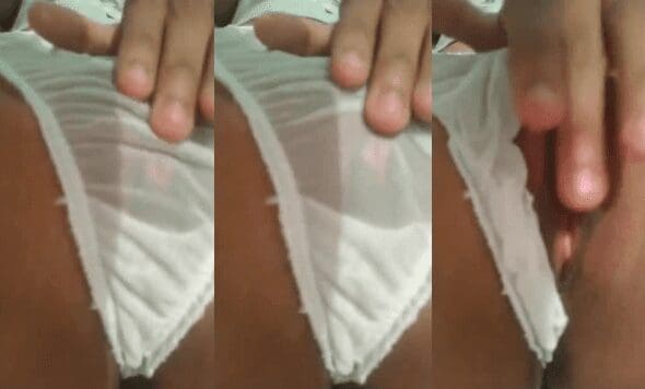 la jovencita se hace de lado el calzon para tocarse la panochita
