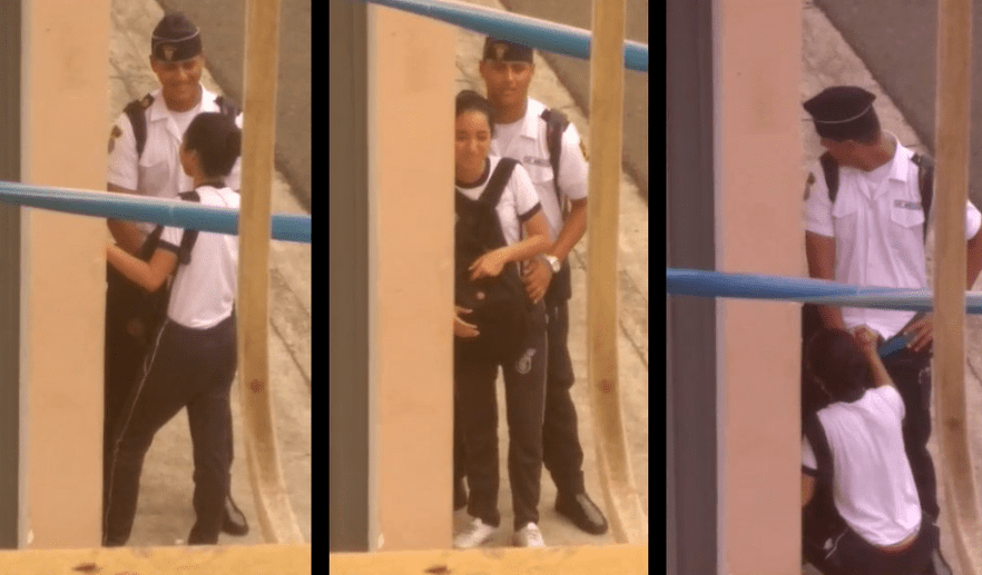 Alumna sorprende a su compañero con una mamada caliente