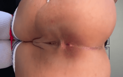 A la nalgona le fascina que le destrocen el trasero